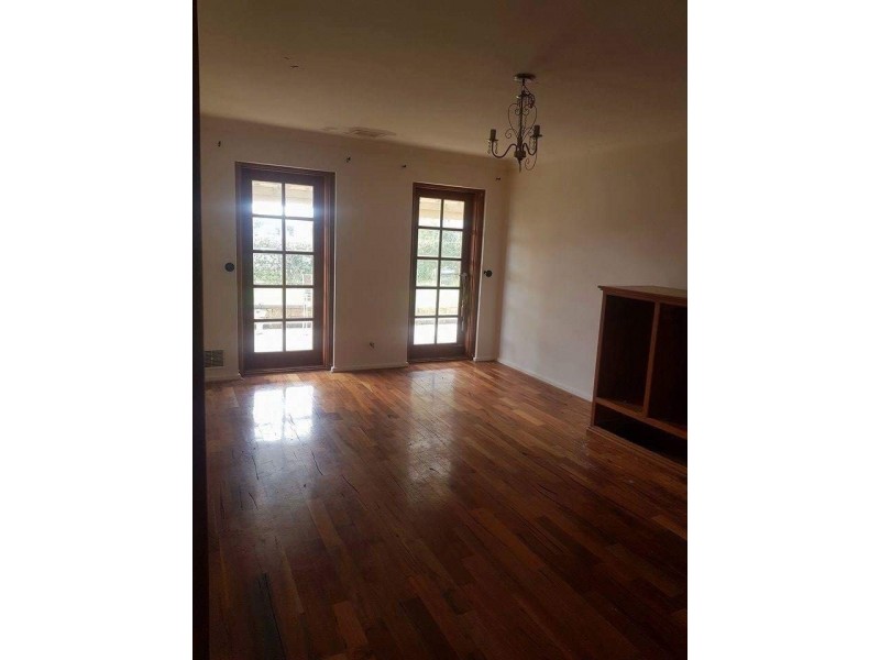 27 Wallawa Street, Wanneroo WA 6065