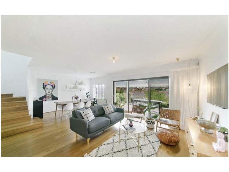 28 Mayor Road, Coogee WA 6166