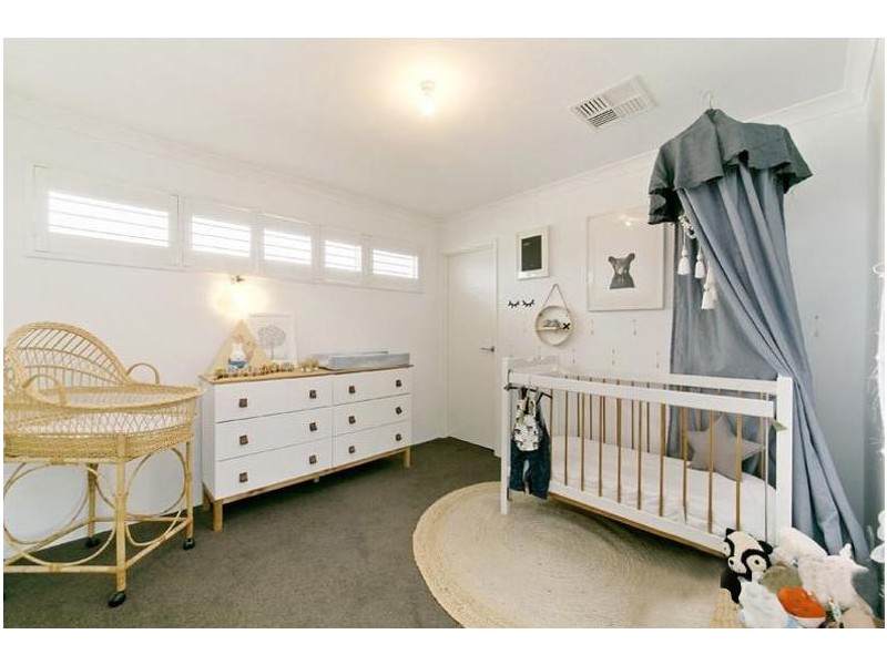 28 Mayor Road, Coogee WA 6166