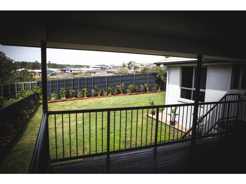33 Cottonwood Crescent, Springfield Lakes QLD 4300