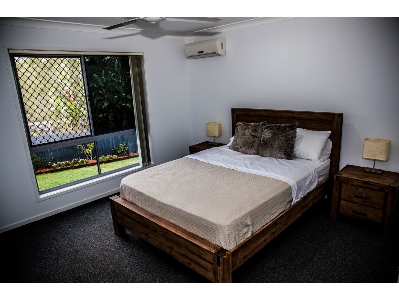 33 Cottonwood Crescent, Springfield Lakes QLD 4300