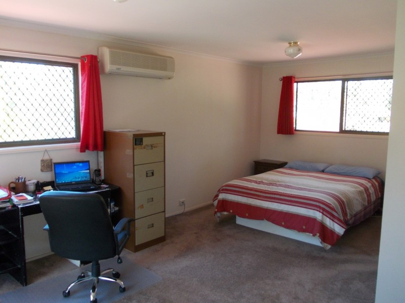 11 Buttler Street, Bellbird Park QLD 4300