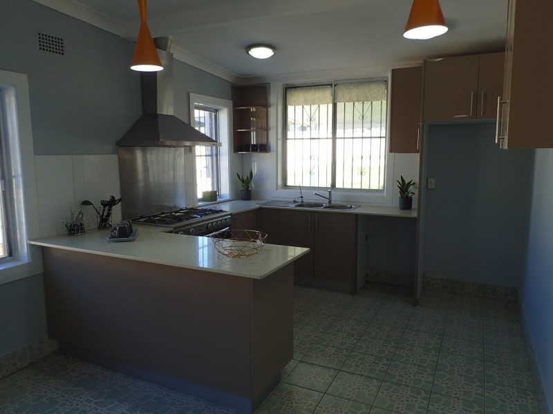 9 Renown Avenue, Wiley Park NSW 2195