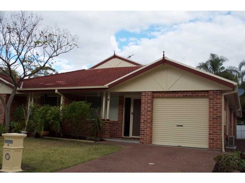 4 Madeleine Avenue, Charlestown NSW 2290