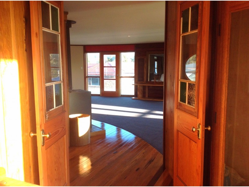 112 N South Street, Walcha NSW 2354
