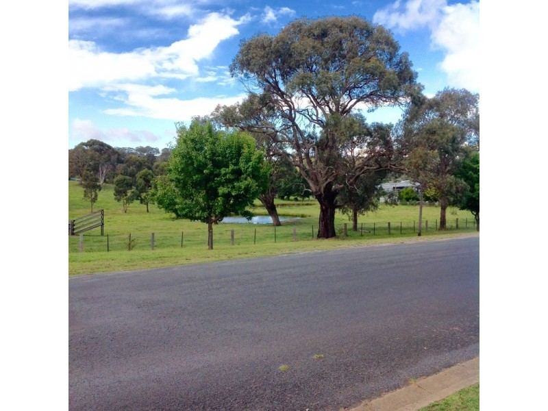 112 N South Street, Walcha NSW 2354