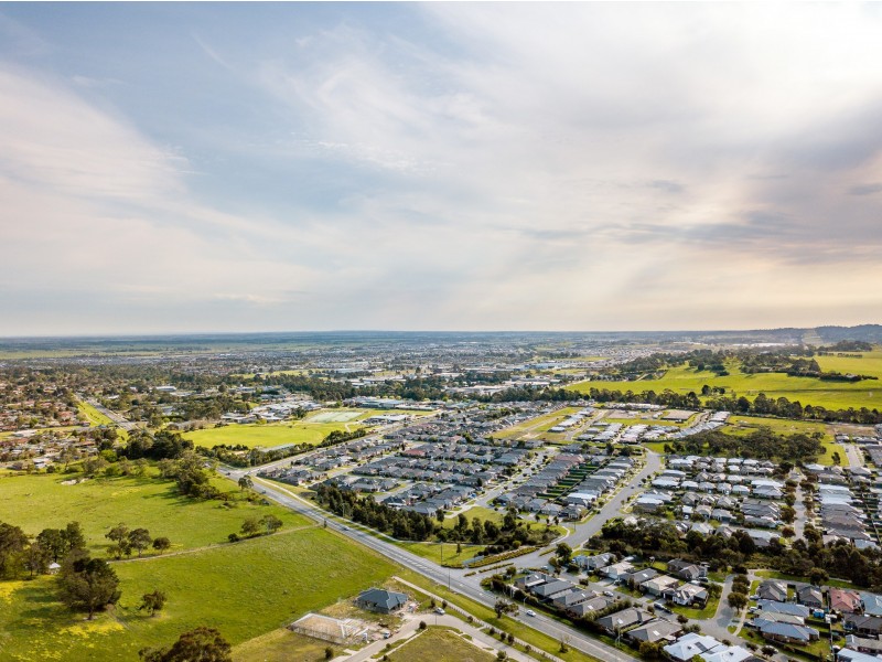 14 Galway Rise, Pakenham VIC 3810