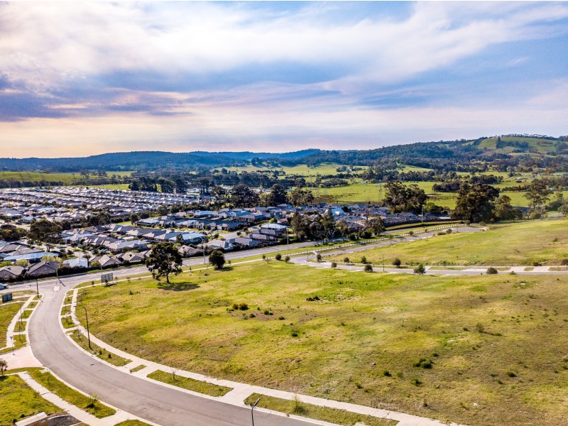 14 Galway Rise, Pakenham VIC 3810