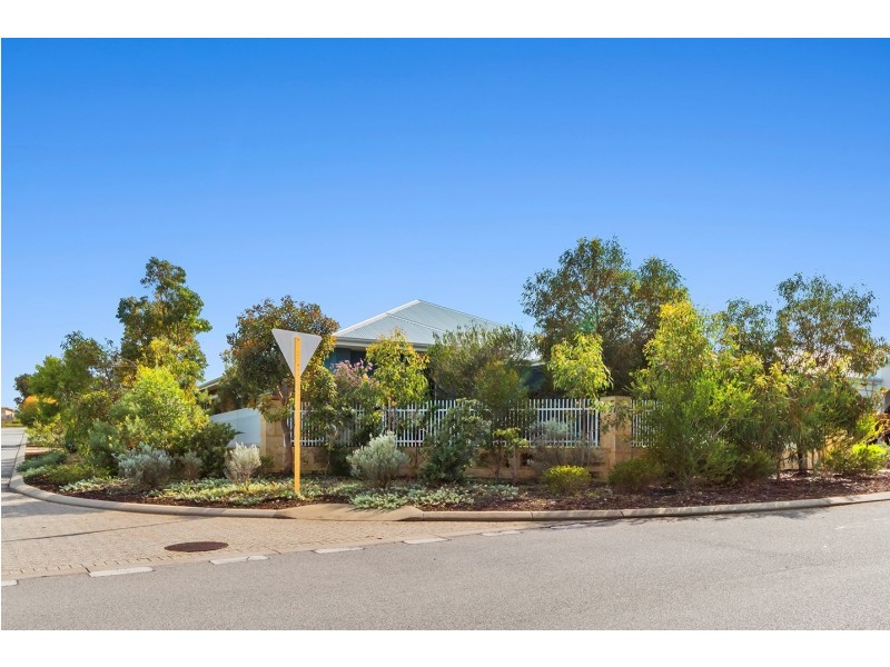 7 Spiral Flag Road, Yanchep WA 6035