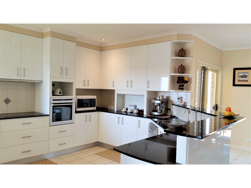 12 The Dress Circle, Tura Beach NSW 2548