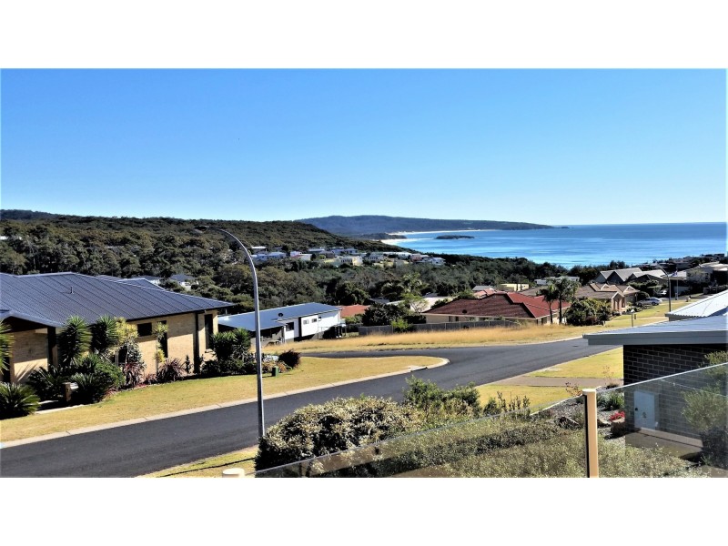 12 The Dress Circle, Tura Beach NSW 2548