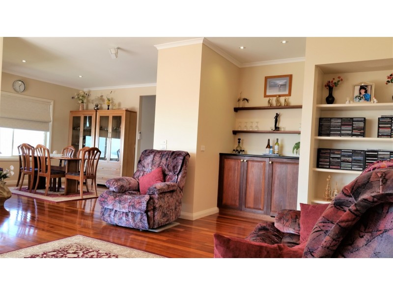 12 The Dress Circle, Tura Beach NSW 2548