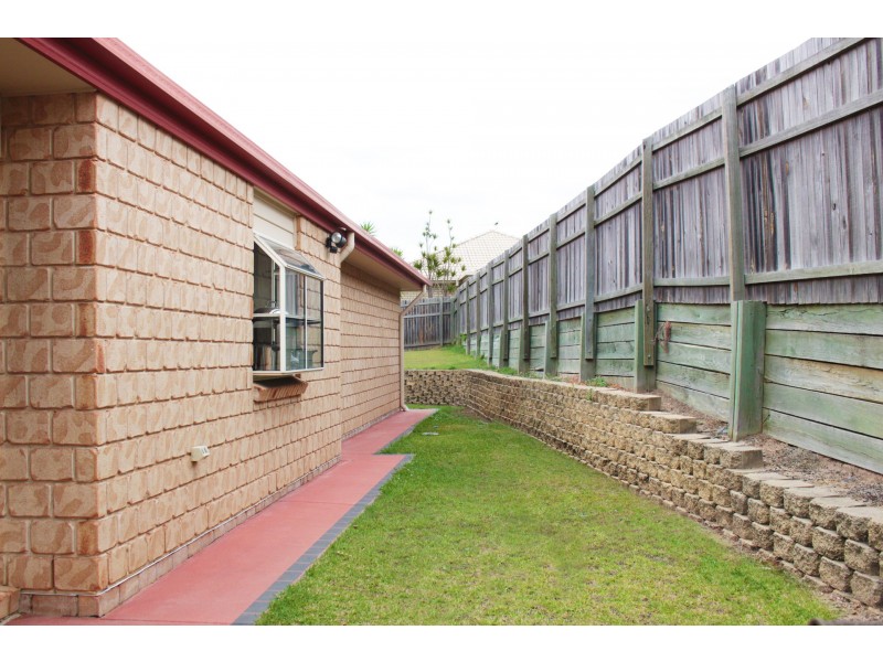 12 Chateau Street, Springfield Lakes QLD 4300