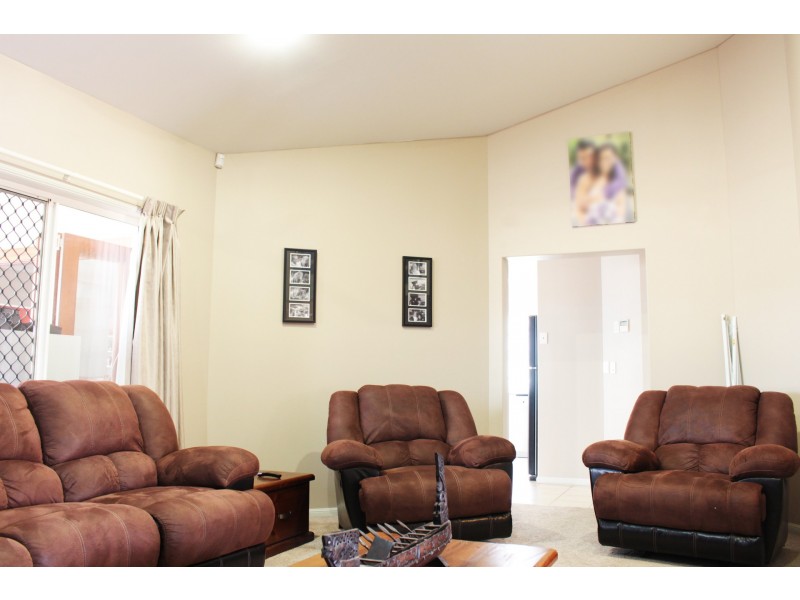 12 Chateau Street, Springfield Lakes QLD 4300