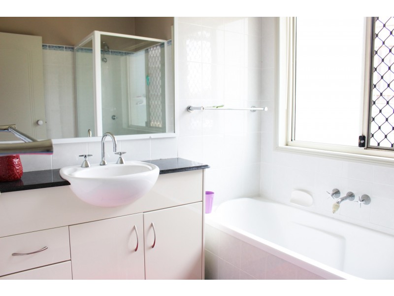 12 Chateau Street, Springfield Lakes QLD 4300