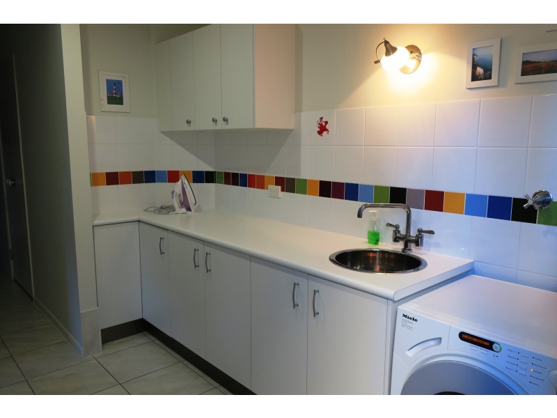 5 Fourth Avenue, Scarborough QLD 4020