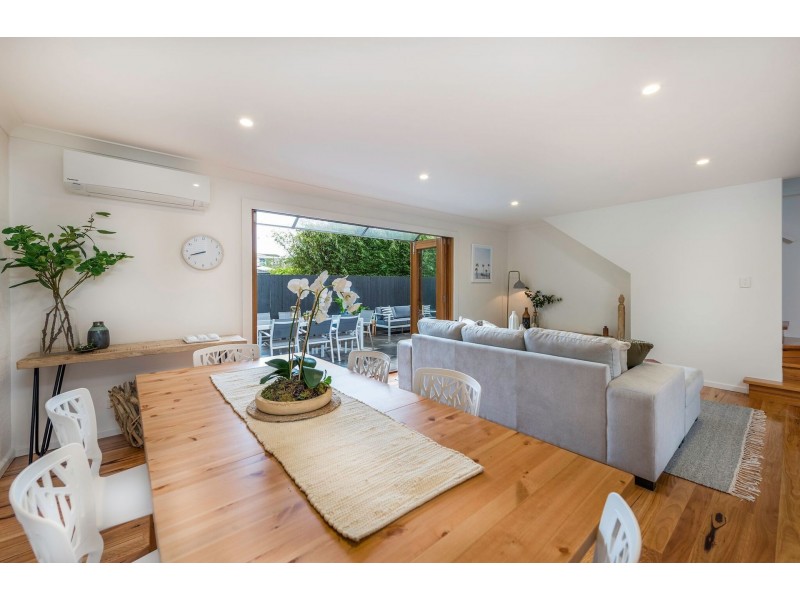 8/82 Ocean View Drive, Wamberal NSW 2260