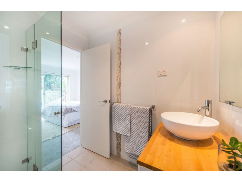 8/82 Ocean View Drive, Wamberal NSW 2260