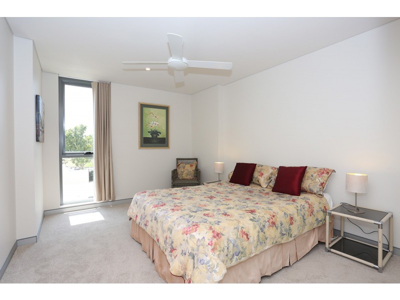 63/36 Woodcliffe Crescent, Woody Point QLD 4019