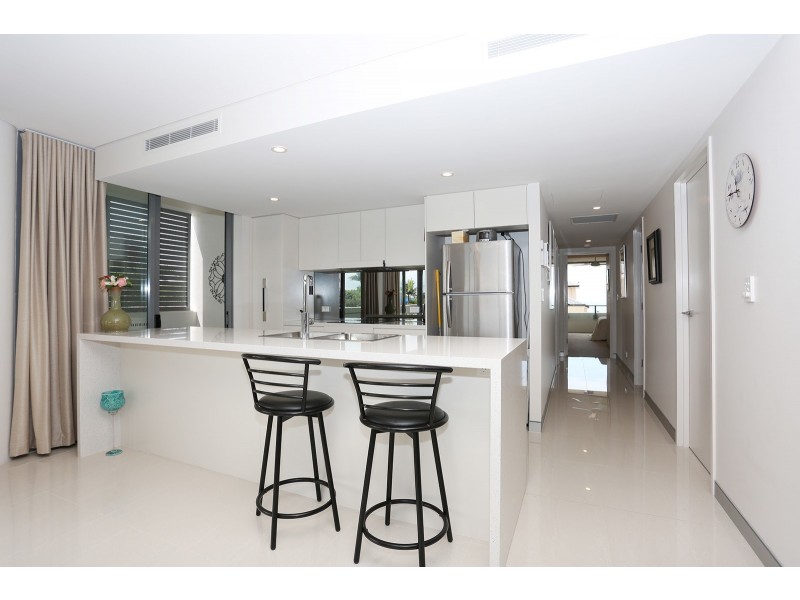 63/36 Woodcliffe Crescent, Woody Point QLD 4019