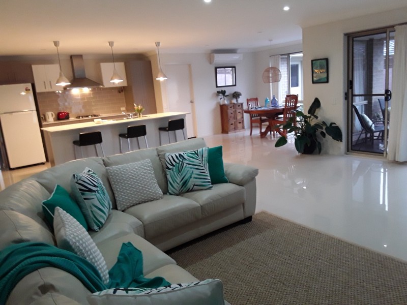 9 Lacebark Grove, Worrigee NSW 2540