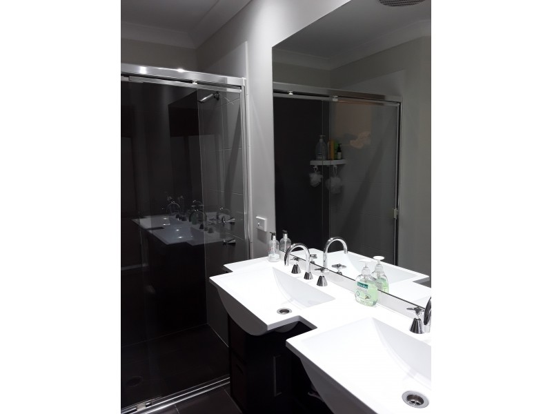 9 Lacebark Grove, Worrigee NSW 2540