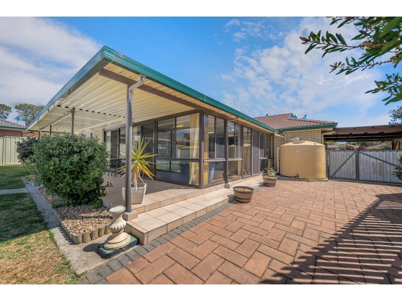 8 Major Drive, Goulburn NSW 2580