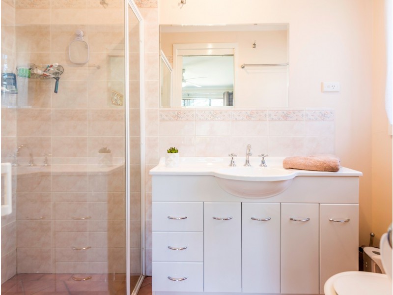 8 Major Drive, Goulburn NSW 2580