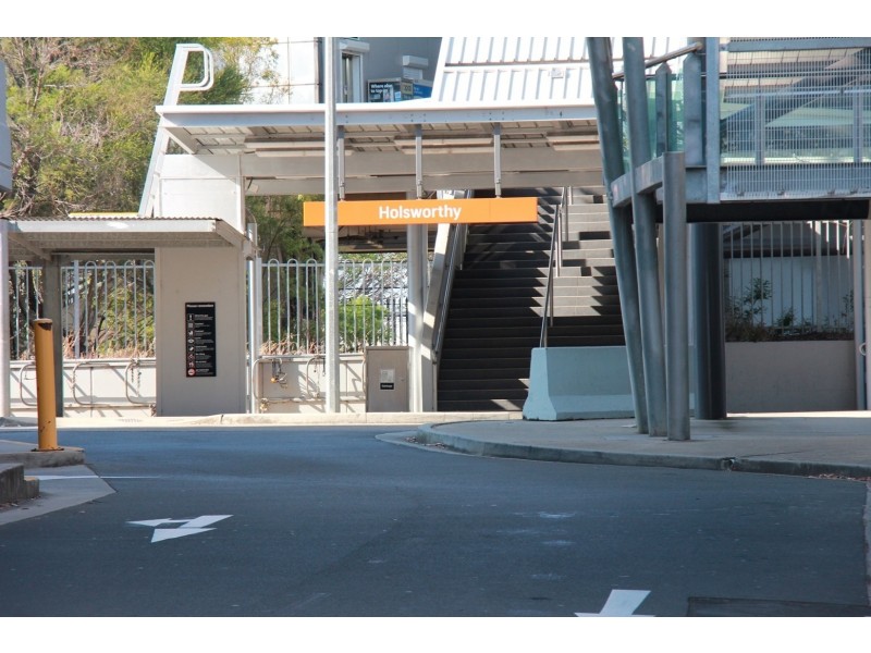 41 Parkwood Road, Holsworthy NSW 2173