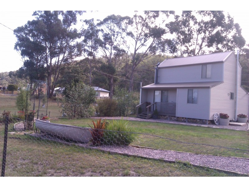 7 Challis Court, Deep Bay TAS 7112