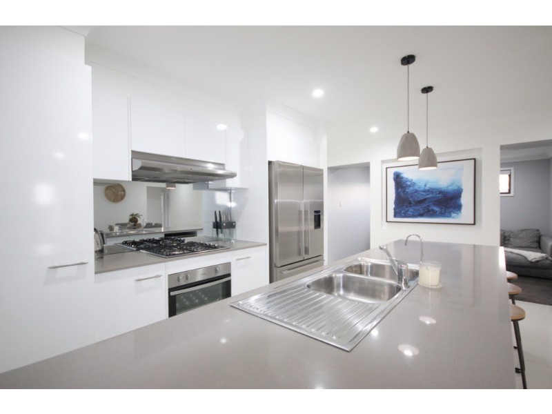 27B Kean Avenue, Sanctuary Point NSW 2540