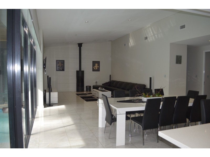 2 Nastes Court, Gelorup WA 6230