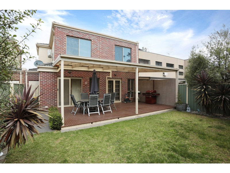 31 Hyde Park Terrace, Point Cook VIC 3030