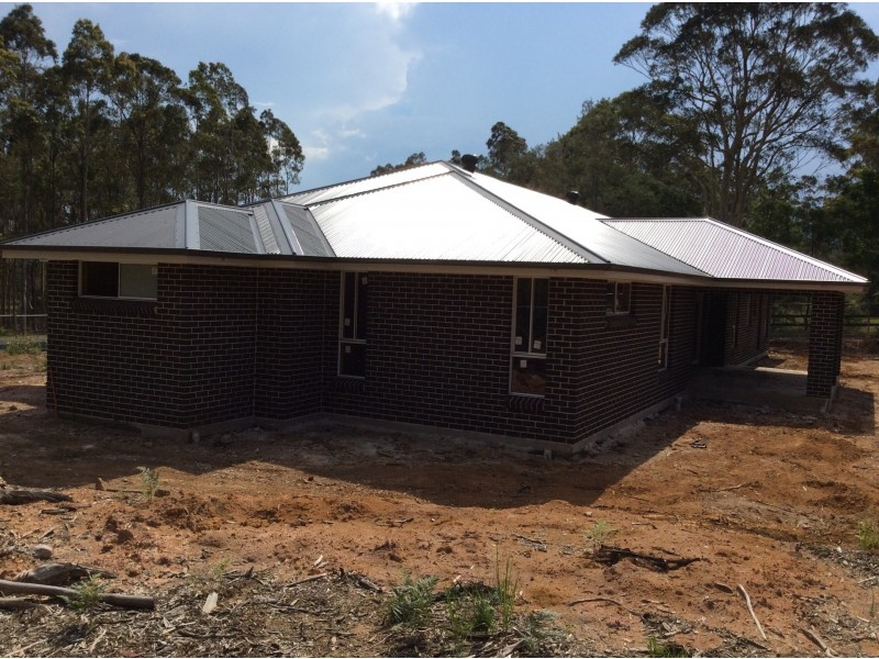 9 Hickory Crescent, Bangalee NSW 2541