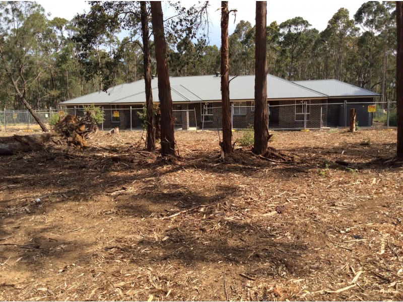 9 Hickory Crescent, Bangalee NSW 2541