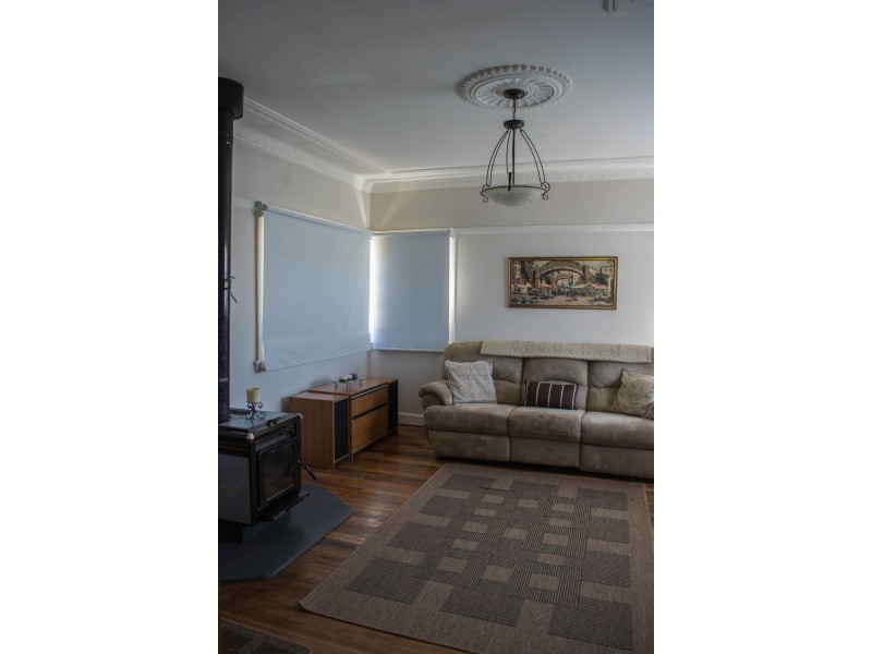 34 Sunnyside Avenue, Batlow NSW 2730