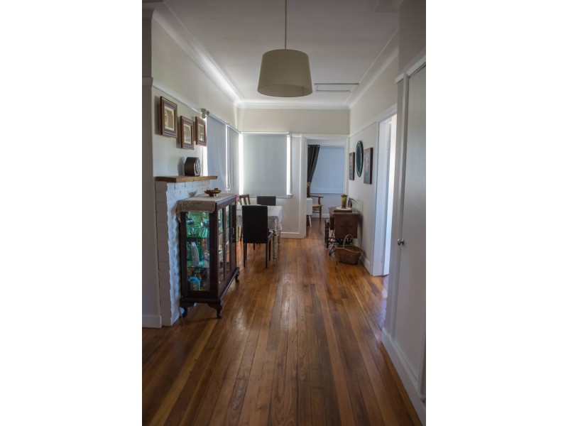 34 Sunnyside Avenue, Batlow NSW 2730