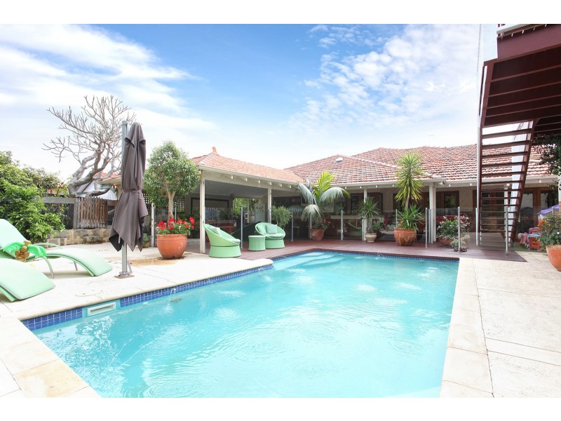 15 Regent Street West, Mount Lawley WA 6050