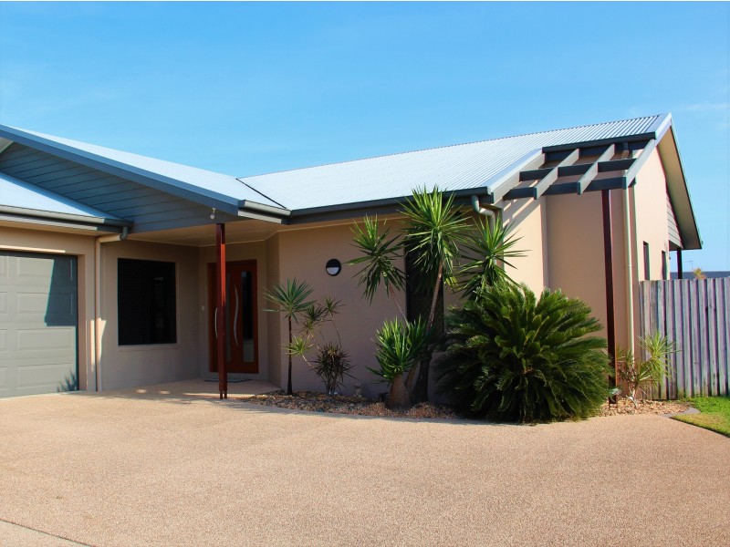 59 Companion Way, Bucasia QLD 4750