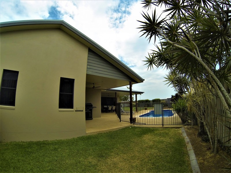 59 Companion Way, Bucasia QLD 4750