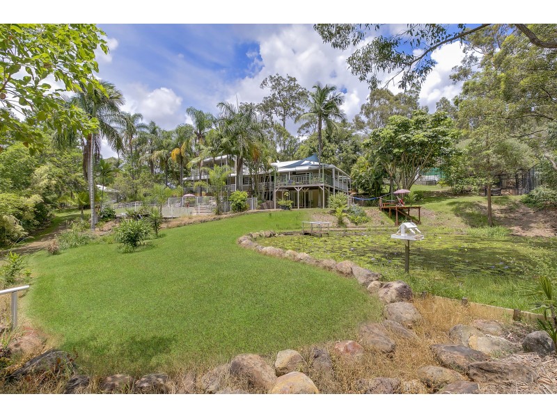 7 Brushwood Drive, Parkwood QLD 4214