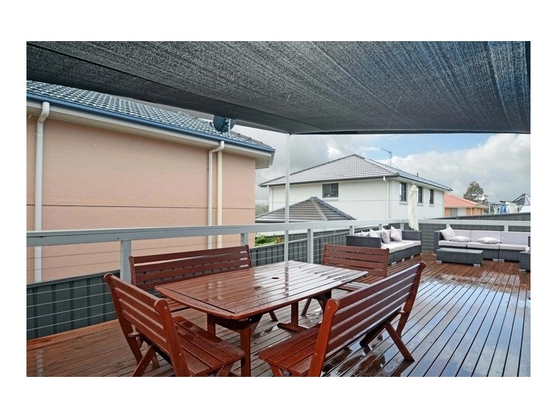 30 Ridgemont Avenue, Cameron Park NSW 2285