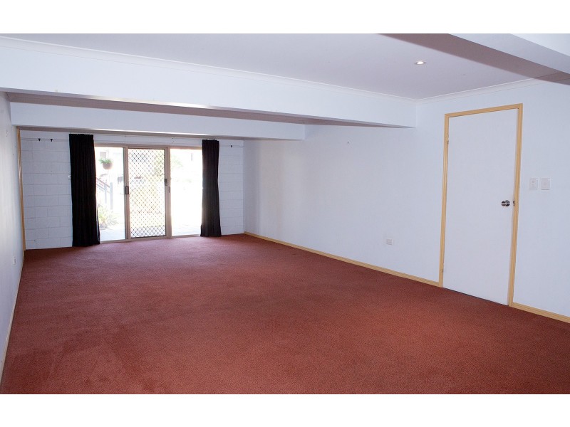 29 Pitt Street, Bundaberg South QLD 4670