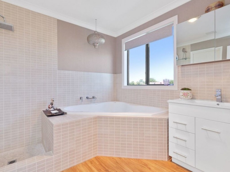 36A Norma Road, Alfred Cove WA 6154