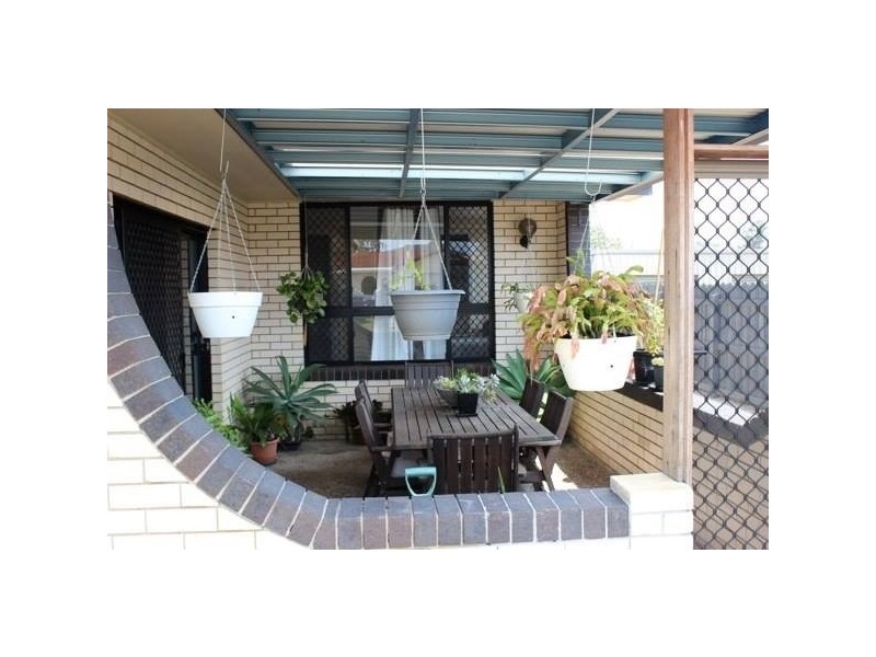 9 Strathdee Avenue, Bundaberg South QLD 4670