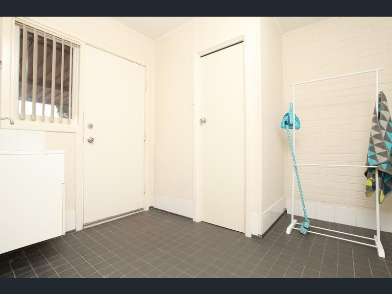 21/74 Amberton Ave, Girrawheen WA 6064