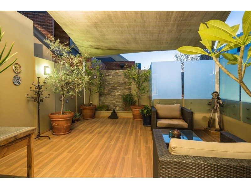 2 Boans Lane, East Perth WA 6004