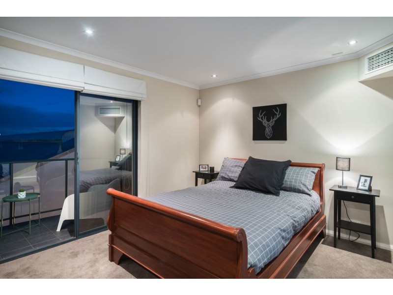 2 Boans Lane, East Perth WA 6004