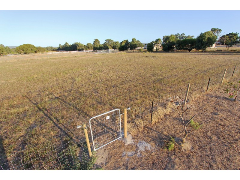 17 Hamelin Road, North Dandalup WA 6207