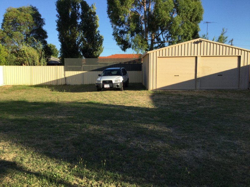 5 Russell Street, Pinjarra WA 6208